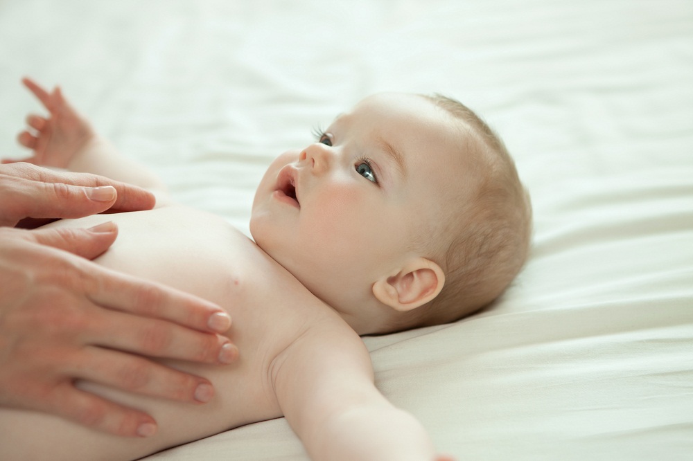 Kiedy należy podciąć wędzidełko podjęzykowe? - zdjęcie na Stomatologia Skrzat